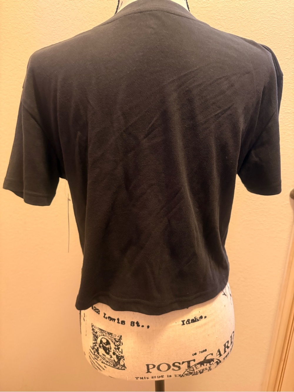 Hurley Black Crop Tee with White and Green Logo - Picture 2 of 5